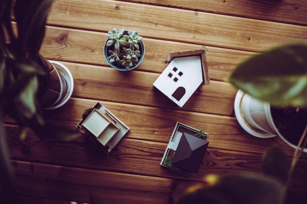 Drawing from the founder’s personal experience as a nanny and a mother, the agency approaches client and applicant needs with deep empathy and a comprehensive understanding of household dynamics.